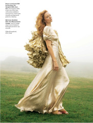 Lily Cole