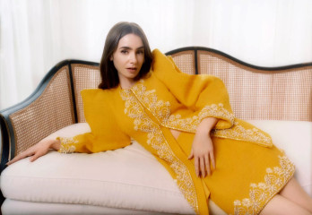 Lily Collins
