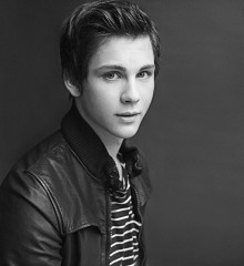 Logan Lerman