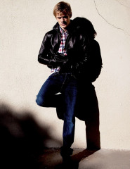 Lucas Till