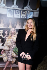 Margot Robbie