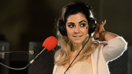 Marina And The Diamonds