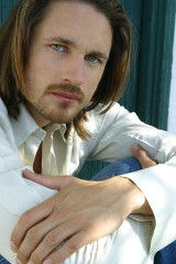 Martin Henderson