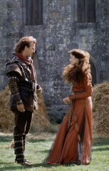 Mary Elizabeth Mastrantonio