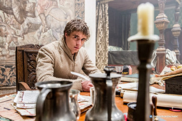 Max Irons