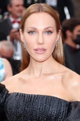 Meryem Uzerli