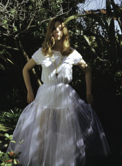 Mia Goth