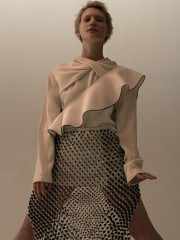 Mia Wasikowska