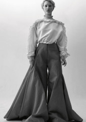 Mia Wasikowska