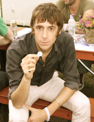 Miles Kane
