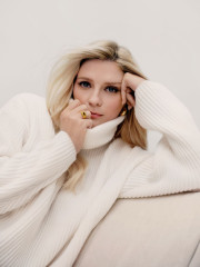 Mischa Barton
