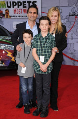Nestor Carbonell