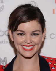 Nora Zehetner