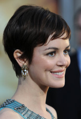 Nora Zehetner