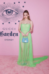 Olivia DeJonge