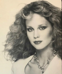 Rosie Vela