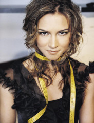 Samaire Armstrong