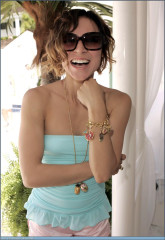 Samaire Armstrong