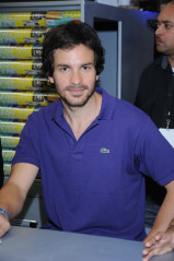 Santiago Cabrera