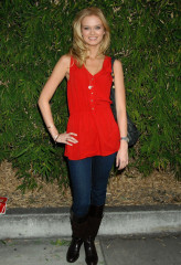 Sara Paxton