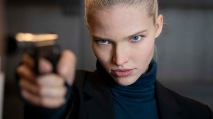 Sasha Luss