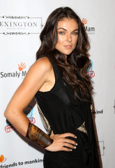 Serinda Swan