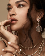 Shanina Shaik