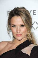Shantel Van Santen