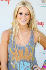 Stephanie Pratt