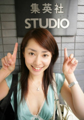 Tani Momoko