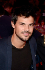 Taylor Lautner