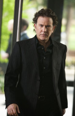 Timothy Hutton