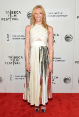 Toni Collette