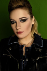 Tutta Larsen