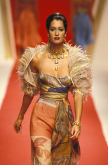 Yasmeen Ghauri