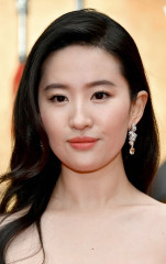 Yifei Liu