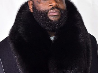 An Officer smelled Weed in the car of Rick Ross