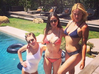 Demi Moore in a Bikini on the Family Photo with Tallulah and Scout