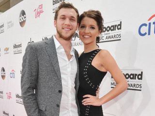 Phillip Phillips and Hannah Blackwell got married