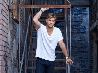 Chris Hemsworth is the New Face of TAG Heuer's