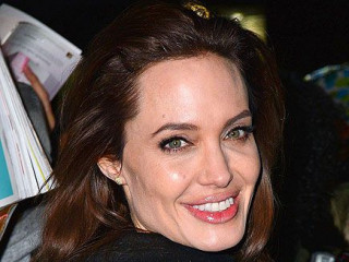 Angelina Jolie Starts Centre for Women, Peace and Security in London