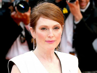 Julianne Moore is against Instagram Filters and Manufactured Photos
