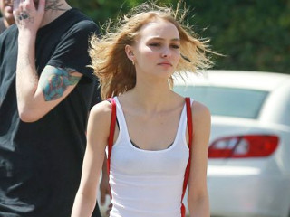 Lily-Rose Depp is Relaxing amid Johnny Depp's Divorce