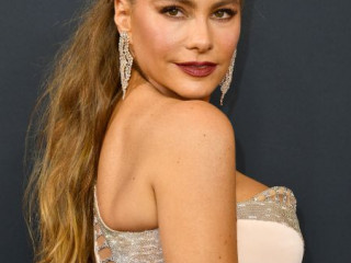 Sofia Vergara: No Updos, They Make You Look Old... Break The Rule!