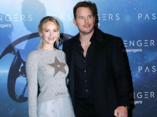 Chris Pratt Made A Hilarious Crop Of The Photo With Jennifer Lawrence