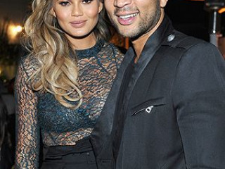 John Legend and Chrissy Teigen's are ''Walking on Air'': It's a Girl!