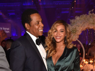 Beyonce And JAY-Z At Rihanna's Diamond Ball