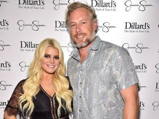 Learn How Eric Johnson Proposed To Jessica Simpson 