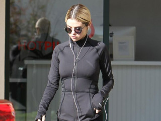 Selena Gomez Spotted At Pilates