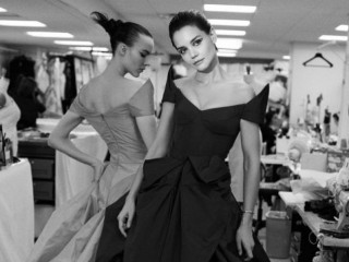 Katie Holmes presented a new collection of Zac Posen